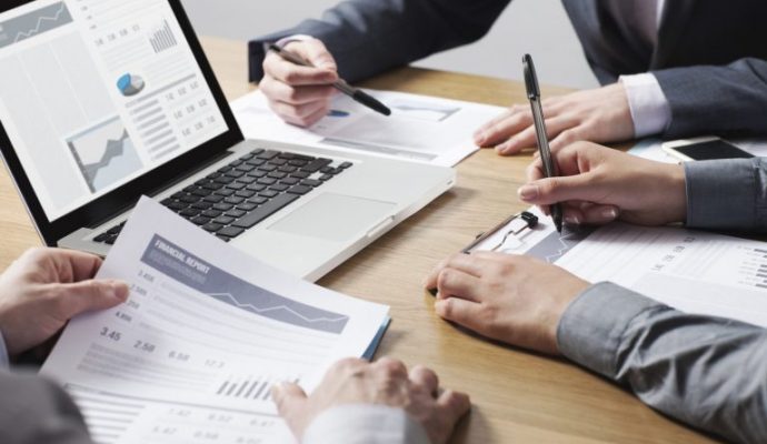 Strategi Bisnis & Keuangan